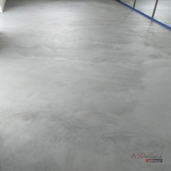 BASE 1/4 - mikrocement_base_asdecorative_podloga_z_betonu_01_wm.jpg