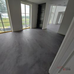 BASE 1/4 - mikrocement_base_asdecorative_podloga_z_betonu_03_wm.jpg