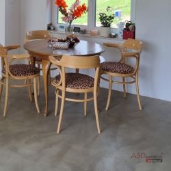 perłowy piasek medium - mikrocement_podloga_01_wm.jpg